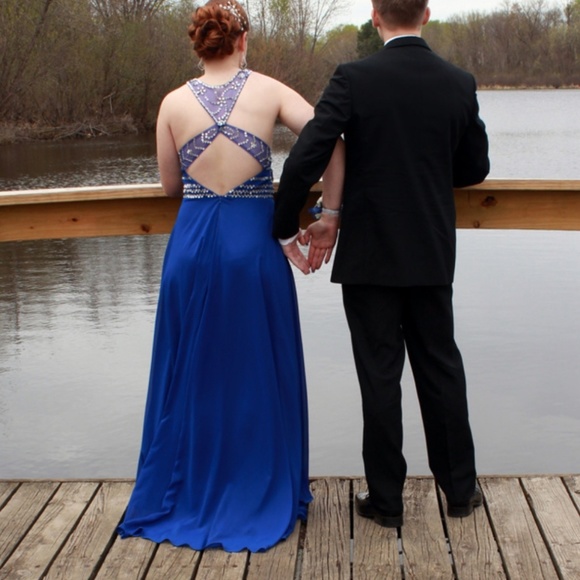 Dress - Picture 2 of 2